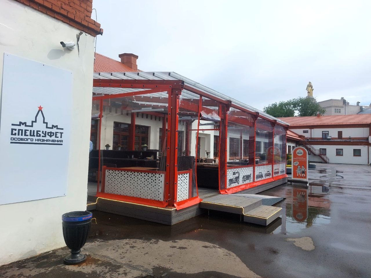 ПВХ шторы для летней террасы кафе в Бежецке